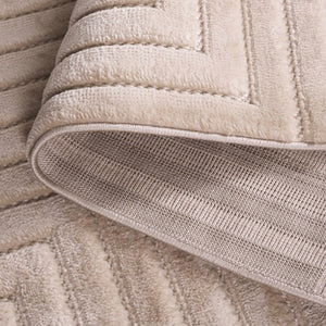 Safavieh Selena Elegant Modern Area Rug - Luxurious Turkish Craftsmanship For Sophisticated Home Décor Beige Polypropylene Sle662b-5