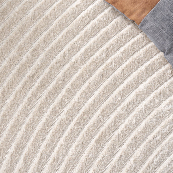 Safavieh Selena Area Rug - Luxurious Modern Design With Classic Charm, Durable Turkish Craftsmanship For Home Decor Beige Polypropylene Sle664b-5