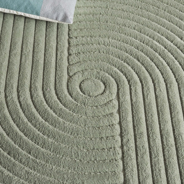 Safavieh Selena Modern Area Rug – Exquisite Turkish Craftsmanship With Concentric Circle Design For Any Space Green Polypropylene Sle674y-5