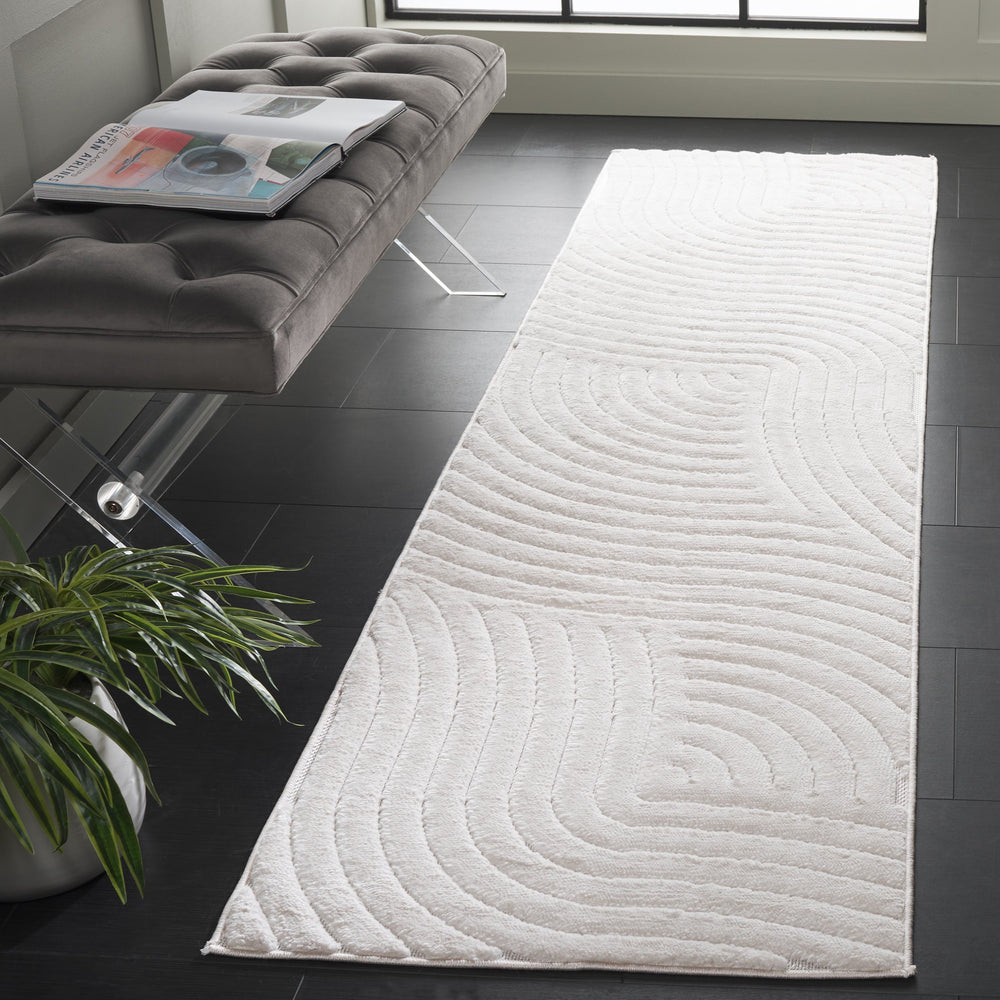 Safavieh Selena Round Ivory Area Rug — Power-Loomed In Turkey, Low-Profile 3/8" Pile, Stain-Resistant Elegance 5'-3" x 5'-3" SLE680A-5R