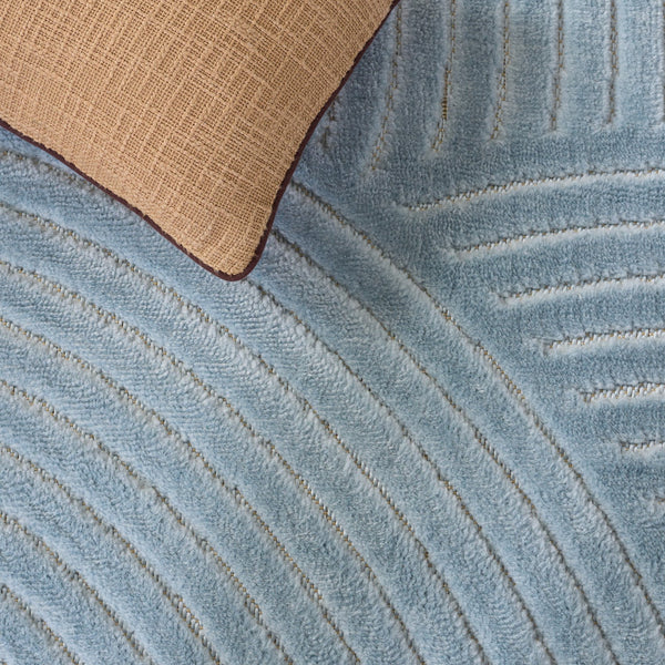 Safavieh Selena Modern Blue Square Rug — Low‑Pile Polypropylene Power‑Loomed From Turkey For High Traffic Spaces 6'-7" x 6'-7" SLE680M-7SQ