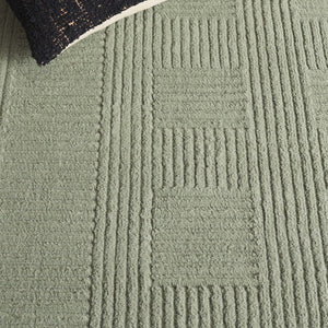 Safavieh Selena Elegant Geometric Area Rug In Lush Green - Premium Quality, Durable, Modern Home Decor Piece Green Polypropylene Sle686y-28