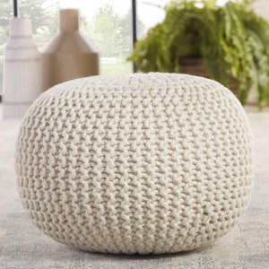 Jaipur Living Vibe by Jaipur Living Chunky Knit Round Pouf Polyester Indoor Outdoor Accent Seat White POF100479
