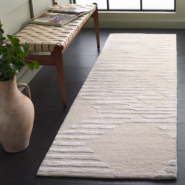 Safavieh Soho Hand-Tufted Wool Viscose Runner Rug with Geometric Relief for Hallways 2'-3" x 8'-0" SOH177A-28