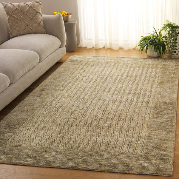 Safavieh Soho Hand‑Tufted Green Chevron Rug — Lustrous Viscose‑Wool Blend, Soft Plush Feel, Artisan Craftsmanship 6'-0" x 9'-0" SOH181Y-6