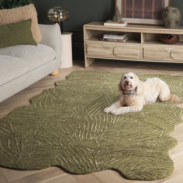 Safavieh Soho Hand Tufted Viscose Wool Blend Area Rug Soft Green Artisan Accent for Living Rooms 6'-0" x 9'-0" SOH183Y-6