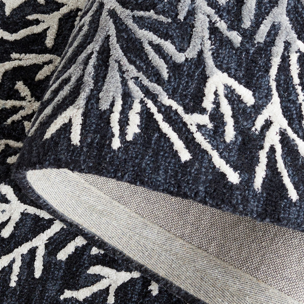 Safavieh Soho 257 SOH257 Hand Tufted Floral Rug Black / Ivory SOH257Z-5