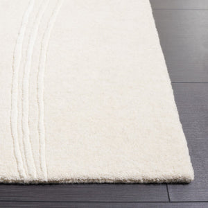 Safavieh Soho 628 Hand Tufted Contemporary Rug Beige / Ivory 5' x 8'