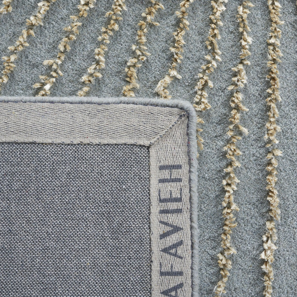 Soho Hand Tufted Wool and Viscose Area Rug - Luxurious Comfort, Quality Craftsmanship, Timeless Style