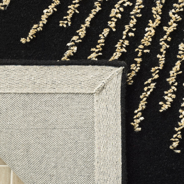 Soho Hand Tufted Wool and Viscose Area Rug - Luxurious Comfort, Quality Craftsmanship, Timeless Style