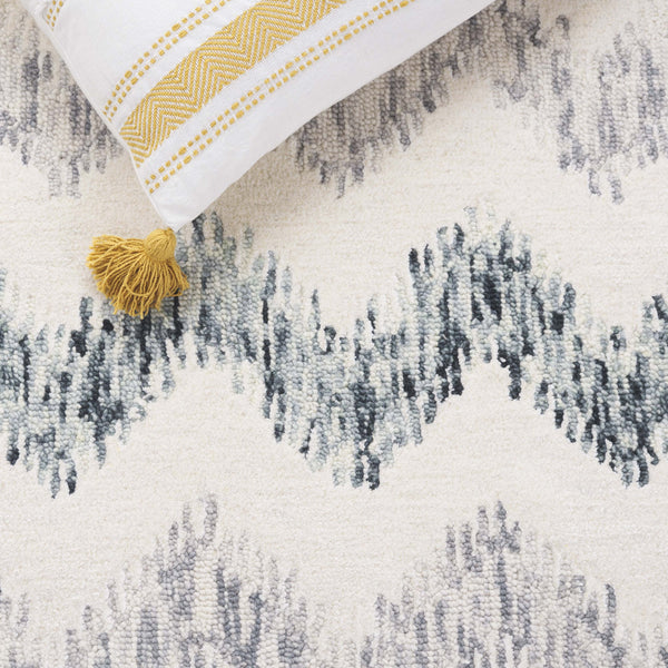 Safavieh Soho Modern Hand-tufted Area Rug - Elegant Blend Of Soft Tones For Sophisticated Home Décor Ivory ,Grey 45% Wool,45% Viscose,10% Cotton Soh658a-4