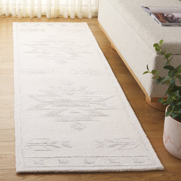 Safavieh Soho Hand-Tufted Ivory Area Rug With Wool-Viscose Blend, Subtle Geometric-Botanical Motif, Durable Comfort 4'-0" x 6'-0" SOH659A-4