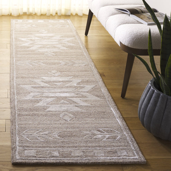 Safavieh Soho Exquisite Hand-tufted Area Rug - Modern Design In Luxurious Wool & Viscose Blend For Any Space Beige ,Ivory 60% Wool,30% Viscose,10% Cotton Soh659b-28