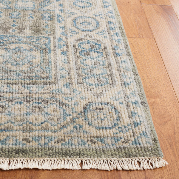 Safavieh Samarkand Handcrafted Wool Area Rug With Timeless Medallion Design For Elegant Home Decor Light Blue ,Ivory Wool Srk167l-8