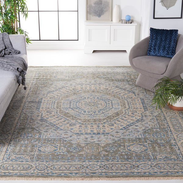 Safavieh Samarkand Handcrafted Wool Area Rug With Timeless Medallion Design For Elegant Home Decor Light Blue ,Ivory Wool Srk167l-8