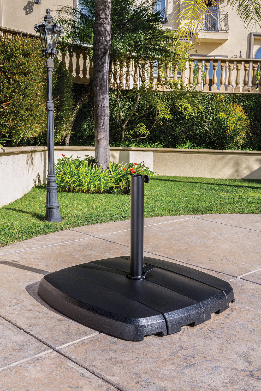 Simplyshade Bermuda Versatile 4-section Resin Base For Stability And Style – Ideal For Maldives & Skye Umbrellas Black Black Ssbspb09