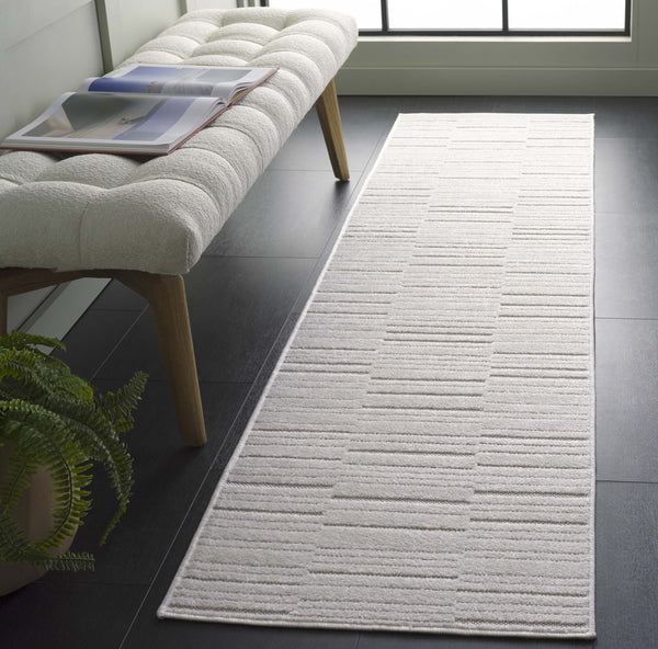 Safavieh Stella Elegant Ivory Area Rug - Timeless Design For Indoor And Outdoor Spaces, Easy Maintenance Ivory Polypropylene Pile Sta100b-7sq