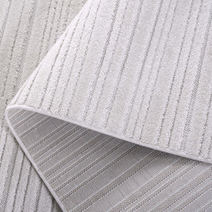 Safavieh Stella Elegant Ivory Area Rug - Timeless Design For Indoor And Outdoor Spaces, Easy Maintenance Ivory Polypropylene Pile Sta100b-7sq