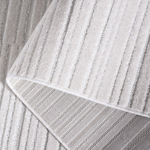 Safavieh Stella Elegant Ivory Area Rug - Timeless Design For Indoor And Outdoor Spaces, Easy Maintenance Ivory Polypropylene Pile Sta100b-7sq