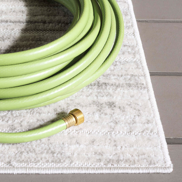 Safavieh Stella Elegant Area Rug Collection In Stylish Ivory And Grey – Perfect For Home Décor And Comfort Ivory ,Grey Polypropylene Pile Sta101b-7r