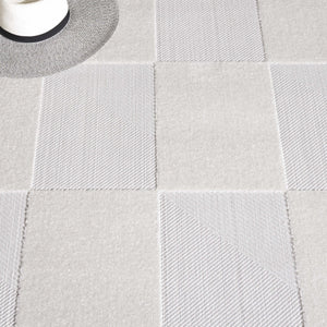 Safavieh Stella Luxurious Area Rug - Elegant Polypropylene Pile For Stylish Home Décor And Comfort Ivory Polypropylene Pile Sta102b-28