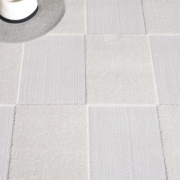 Safavieh Stella Luxurious Area Rug - Elegant Polypropylene Pile For Stylish Home Décor And Comfort Ivory Polypropylene Pile Sta102b-28