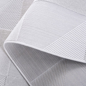 Safavieh Stella Luxurious Area Rug - Elegant Polypropylene Pile For Stylish Home Décor And Comfort Ivory Polypropylene Pile Sta102b-28