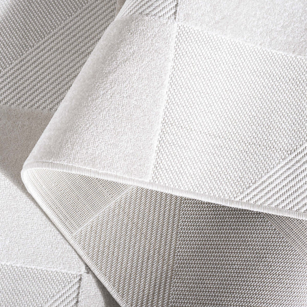 Safavieh Stella Luxurious Area Rug - Elegant Polypropylene Pile For Stylish Home Décor And Comfort Ivory Polypropylene Pile Sta102b-28