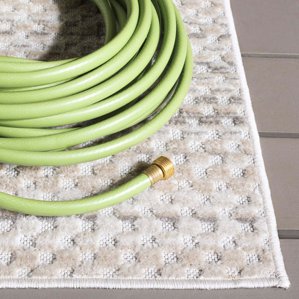 Safavieh Stella Collection Plush Area Rug - Stylish Polypropylene Design For Modern Living Spaces Beige ,Grey Polypropylene Pile Sta103b-8