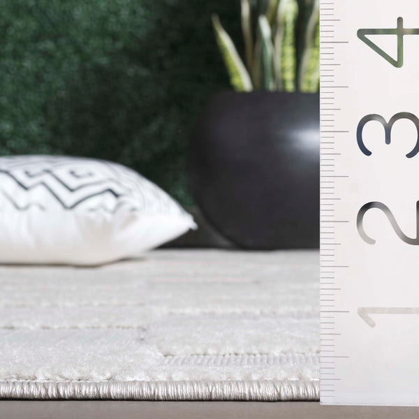 Safavieh Stella Luxurious Polypropylene Rug - Elegant Design For Cozy Spaces, Perfect For Any Room Decor Ivory Polypropylene Pile Sta104b-9