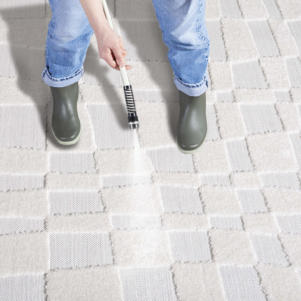 Safavieh Stella Luxurious Polypropylene Rug - Elegant Design For Cozy Spaces, Perfect For Any Room Decor Ivory Polypropylene Pile Sta104b-9