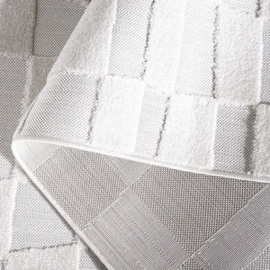 Safavieh Stella Luxurious Polypropylene Rug - Elegant Design For Cozy Spaces, Perfect For Any Room Decor Ivory Polypropylene Pile Sta104b-9