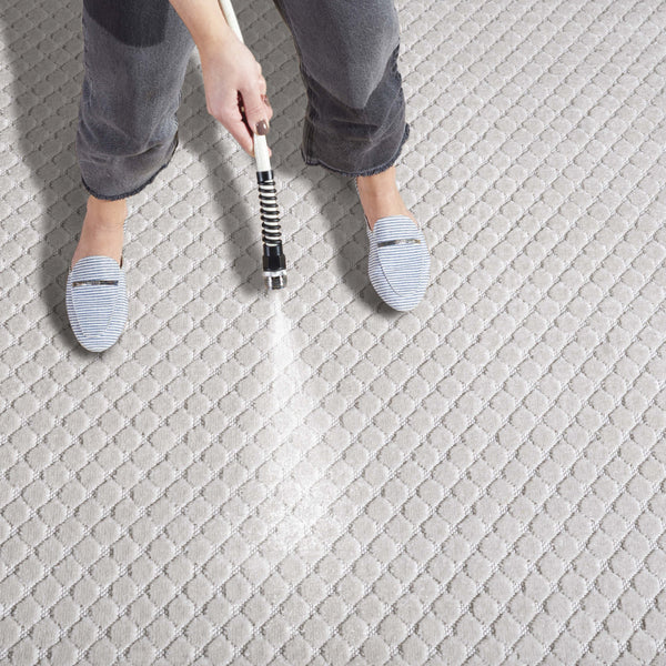 Safavieh Stella Elegant Geometric Area Rug - Timeless Design For Indoor & Outdoor Décor, Durable & Stylish Ivory Polypropylene Pile Sta106b-28