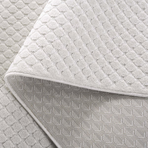 Safavieh Stella Elegant Geometric Area Rug - Timeless Design For Indoor & Outdoor Décor, Durable & Stylish Ivory Polypropylene Pile Sta106b-28