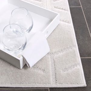 Safavieh Stella Luxurious Area Rug - Soft Polypropylene Pile For Elegant Home Décor And Comfort Ivory Polypropylene Pile Sta107b-8