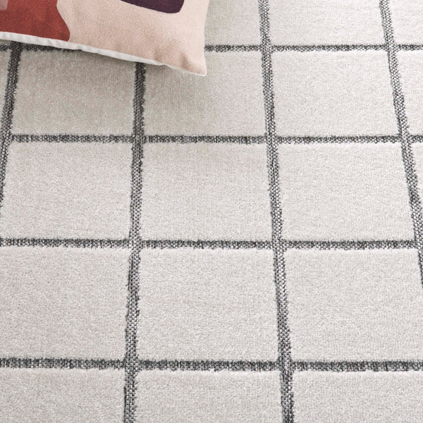 Safavieh Stella Contemporary Area Rug - Chic Ivory And Grey Checkerboard Design For Stylish Interiors Ivory ,Grey Polypropylene Pile Sta108b-5