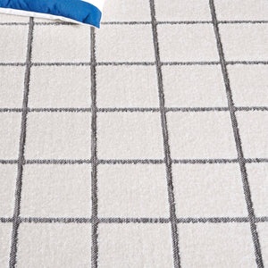 Safavieh Stella Contemporary Area Rug - Chic Ivory And Grey Checkerboard Design For Stylish Interiors Ivory ,Grey Polypropylene Pile Sta108b-5