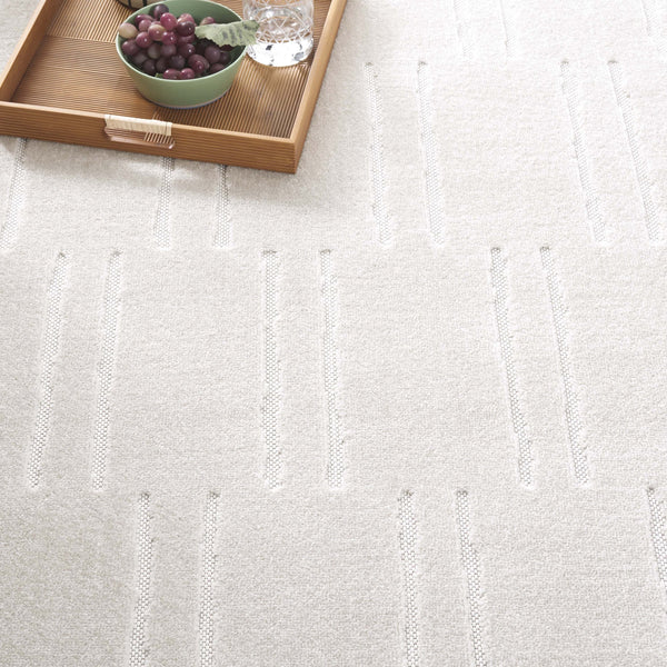 Safavieh Stella Plush Area Rug - Elegant Power-loomed Design For Indoor/Outdoor Use, Easy Maintenance & Comfort Ivory Polypropylene Pile Sta110b-28