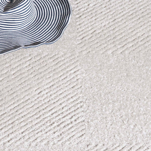 Safavieh Stella Elegant Polypropylene Pile Rug - Stylish Runner For Modern Spaces And Timeless Decor Ivory Polypropylene Pile Sta112b-5