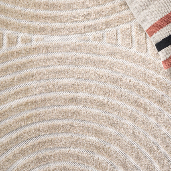 Safavieh Stella Luxurious Ivory Area Rug - Soft Polypropylene Pile For Cozy Living Spaces And Style Beige ,Ivory Polypropylene Pile Sta113b-9