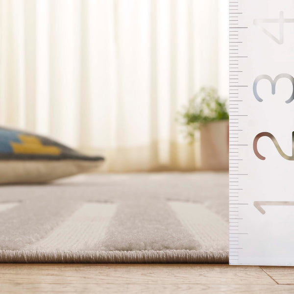 Safavieh Stella Indoor/Outdoor Area Rug - Timeless Geometric Design For Modern Elegance And Durability Ivory Polypropylene Pile Sta115a-28