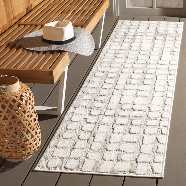 Safavieh Stella Elegant Polypropylene Area Rug For Modern Interiors - Stylish, Durable, And Versatile Design Ivory ,Beige Polypropylene Pile Sta120a-28