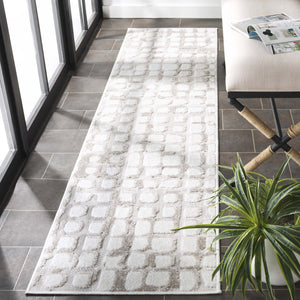 Safavieh Stella Elegant Polypropylene Area Rug For Modern Interiors - Stylish, Durable, And Versatile Design Ivory ,Beige Polypropylene Pile Sta120a-28