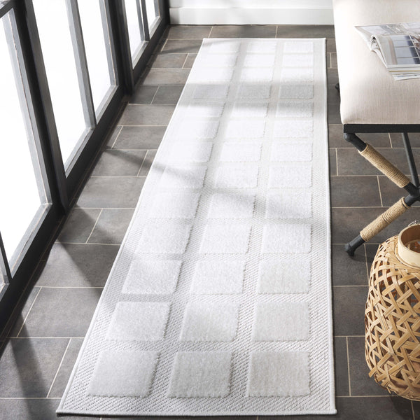 Safavieh Stella Exquisite Square Area Rug - Elegant Geometric Design For Indoor And Outdoor Spaces Ivory Polypropylene Pile Sta124a-6r