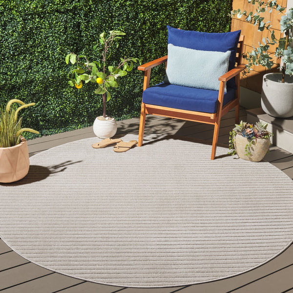 Safavieh Stella Elegant Square Area Rug For Indoor & Outdoor Spaces - Durable, Stylish, And Versatile Design Ivory Polypropylene Pile Sta132a-8