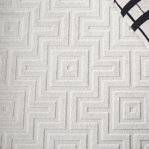 Safavieh Stella Luxurious Polypropylene Pile Rug - Elegant Design For Home Decor And Comfort - Premium Quality Ivory Polypropylene Pile Sta138a-4