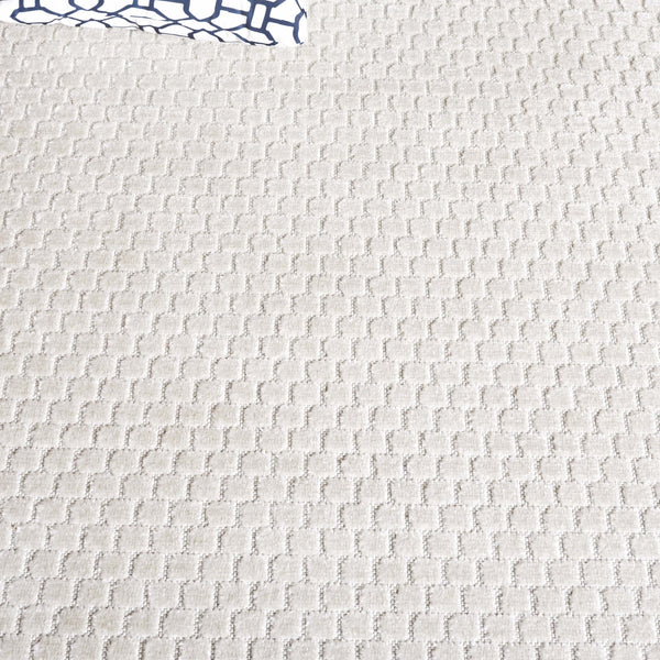 Safavieh Stella Elegant Polypropylene Runner Rug – Stylish Home Decor For Any Room, Perfect For Modern Spaces Ivory Polypropylene Pile Sta142a-4