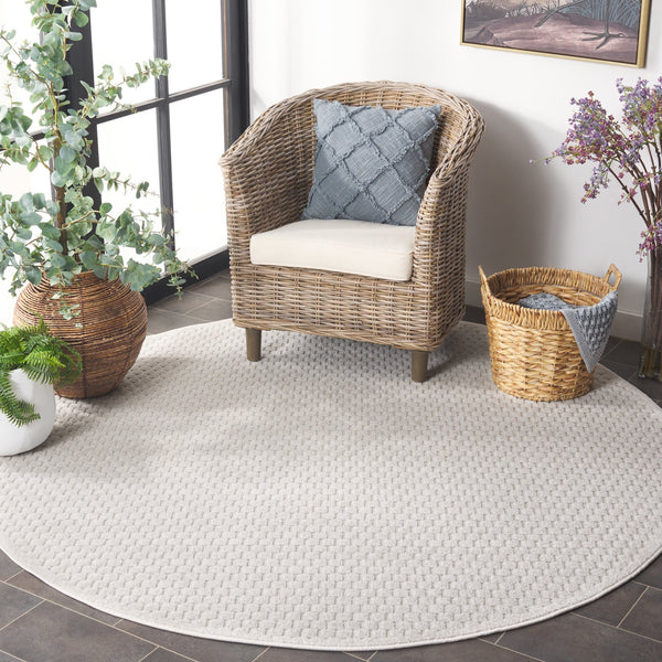 Safavieh Stella Elegant Polypropylene Runner Rug – Stylish Home Decor For Any Room, Perfect For Modern Spaces Ivory Polypropylene Pile Sta142a-4