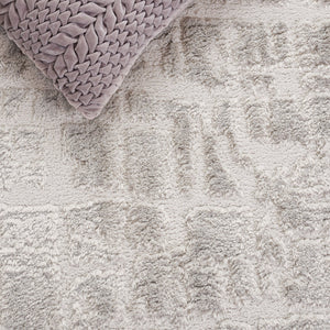 Safavieh Seattle Shag Area Rug - Soft Polyester Comfort In Elegant Neutral Tones For Stylish Home Décor Light Grey ,Grey Polyester Ste909f-7sq