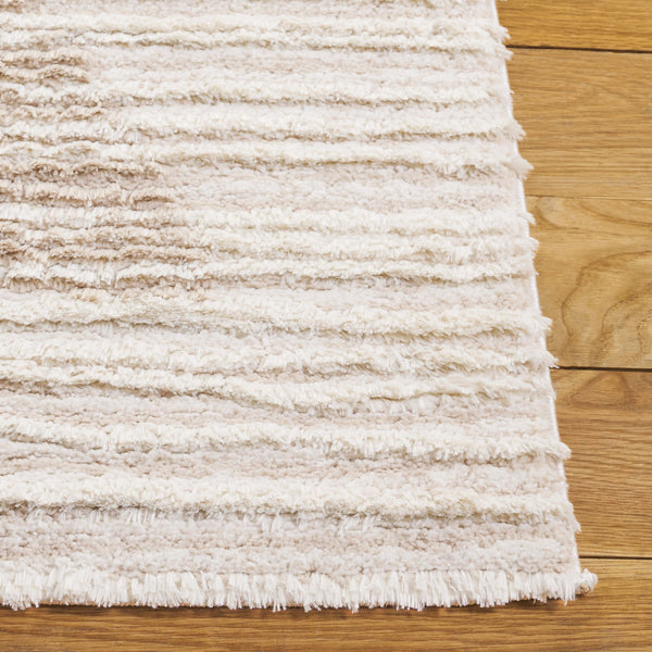 Safavieh Seattle Shag Area Rug - Luxurious Polyester Texture In Elegant Neutral Tones For Any Room Decor Ivory ,Beige Polyester Ste911b-7r